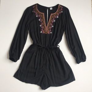 Old Navy • Long Sleeve • Plunge Neck • Romper • S